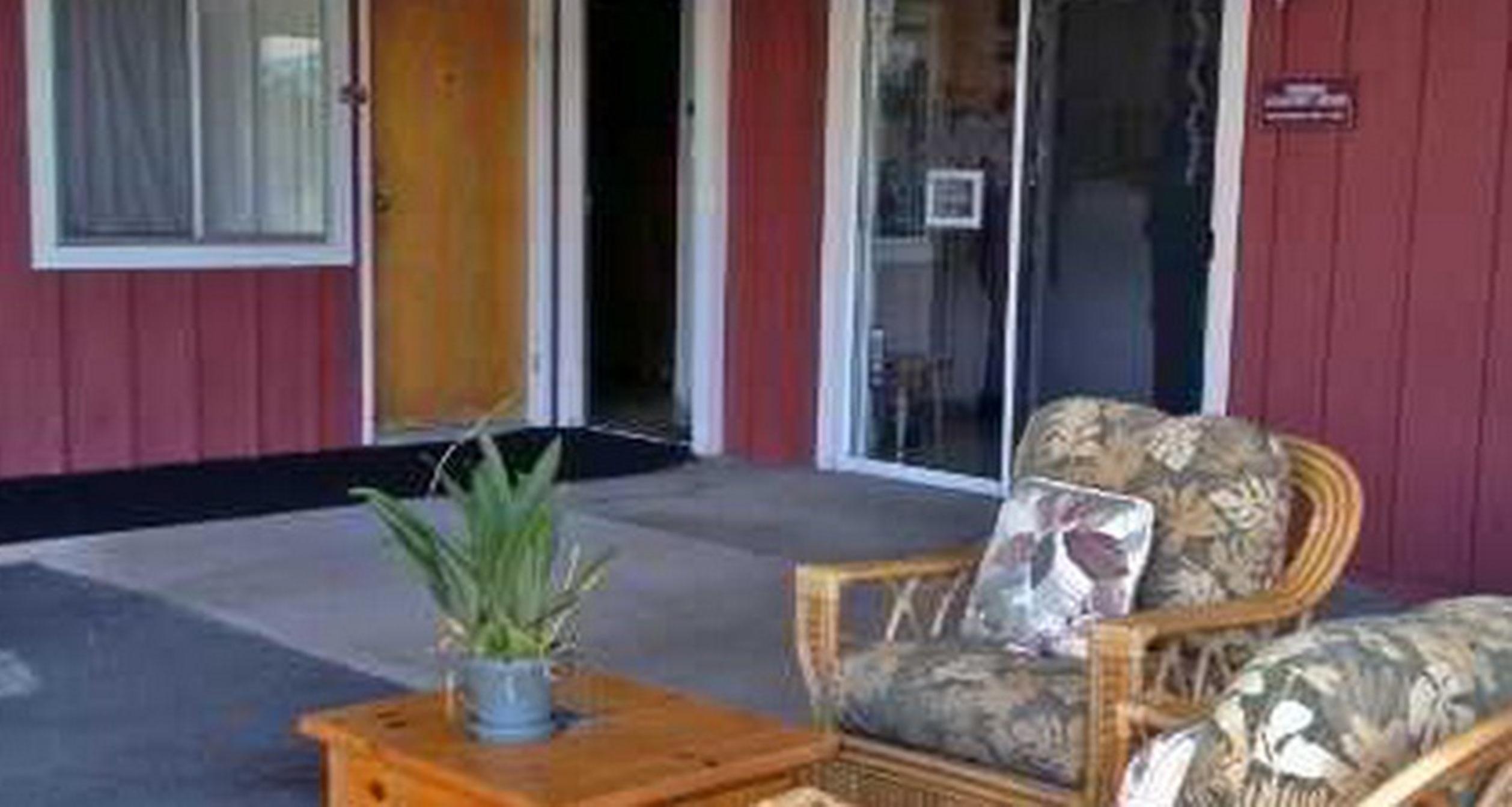 Castle Waimea Country Lodge Exterior photo